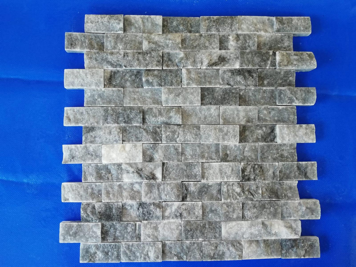 Parements Travertin Silver  - 30.5 x 30.5 x 1.2-2cm