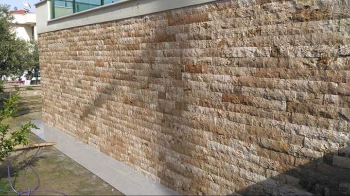 Parements Travertin Beige SPLIT FACE  - 10x2xLL