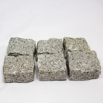 Pavé Granit Rustique 10×10×5cm